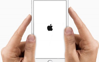 Sửa iPhone 7/7 Plus treo táo, treo cáp đĩa iTunes
